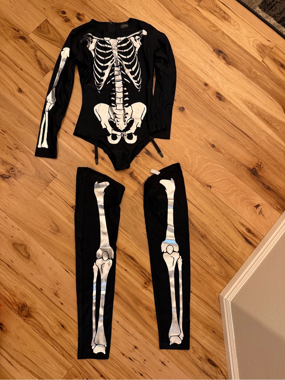 Women's Skeleton Bodysuit costume